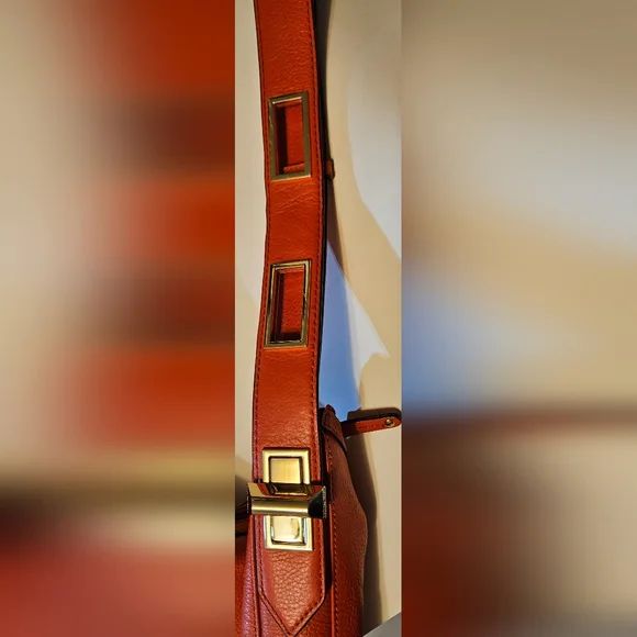 Tignanello Shoulder Bag - Picture 12 of 14